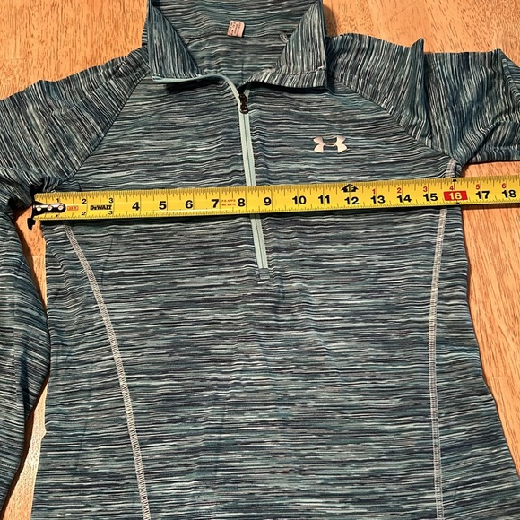 Under armour top - Picture 4 of 5